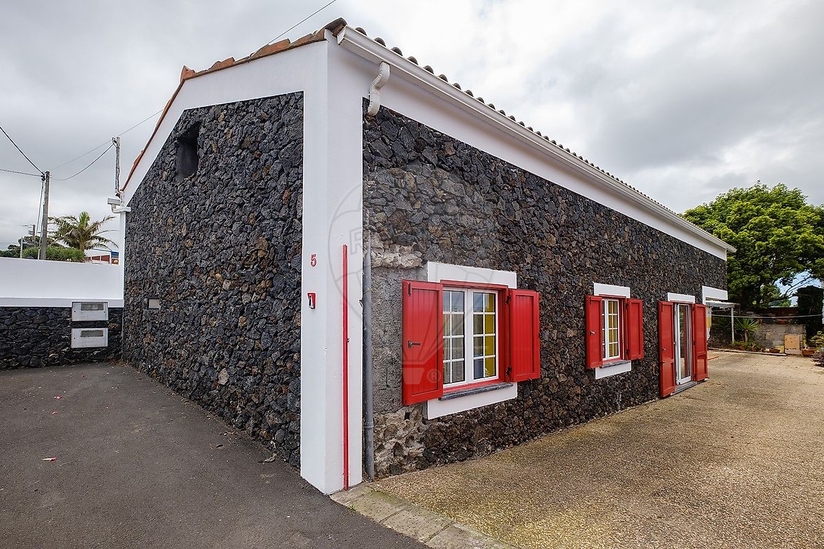 Moradia - Biscoitos, Praia da Vitória, Ilha Terceira