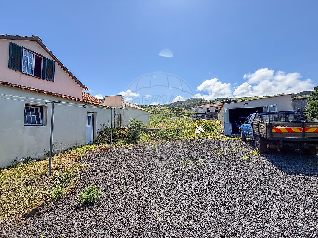 Moradia T4 à venda em Ribeirinha, Lajes do Pico — foto 32