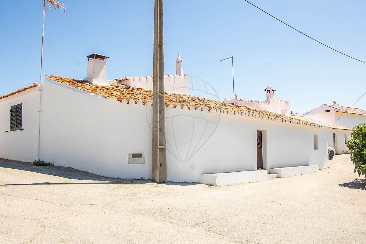 Apartamento T2 à venda em Alcoutim