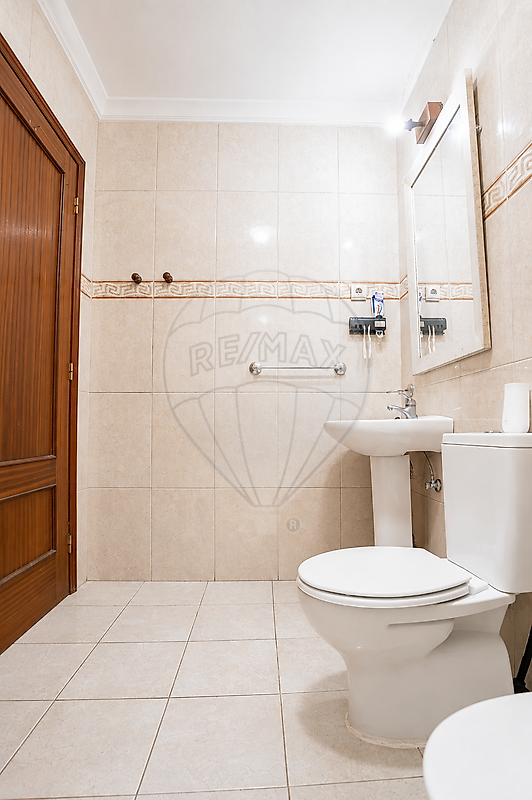 Apartamento T2 à venda em Ribeirinha, Angra do Heroísmo — foto 16