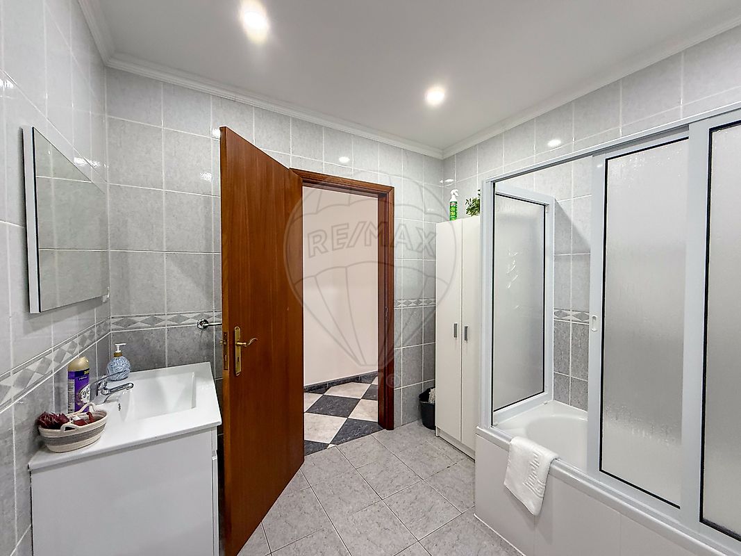 Apartamento T2 à venda em Biscoitos, Praia da Vitória — foto 8