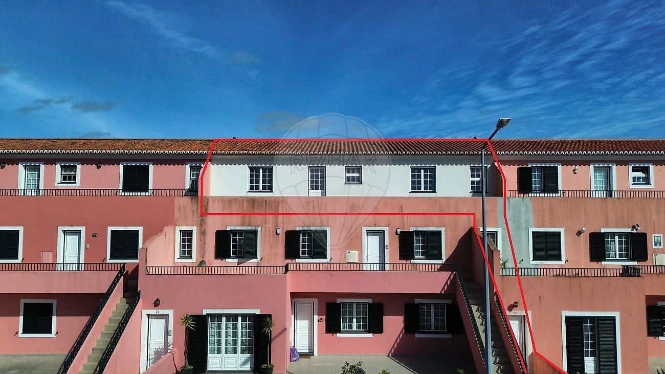 Apartamento T2 à venda em Angra do Heroísmo