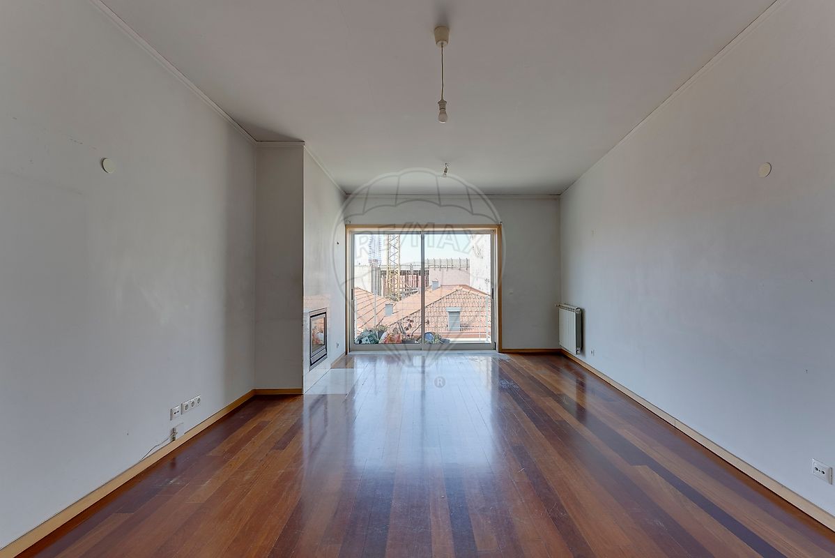 Apartamento T2 à venda em Porto
