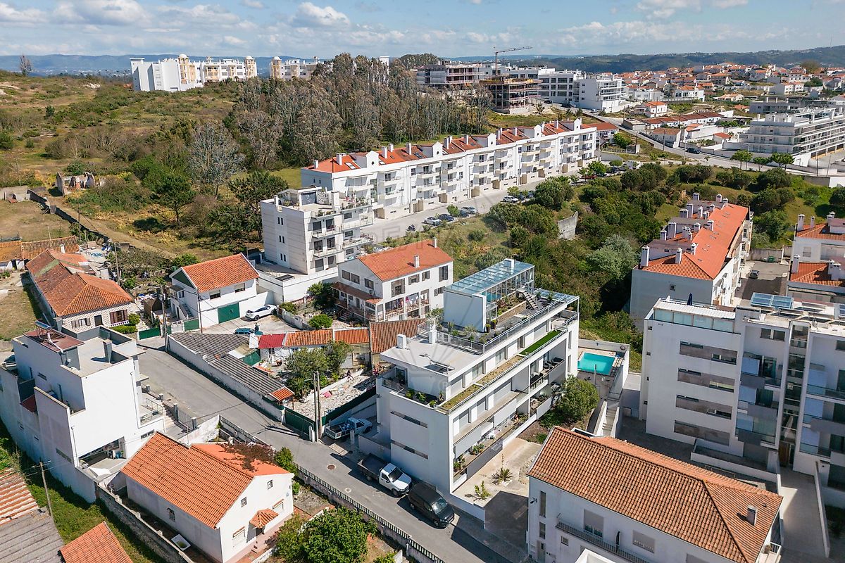Apartamento T3 à venda em Nazaré