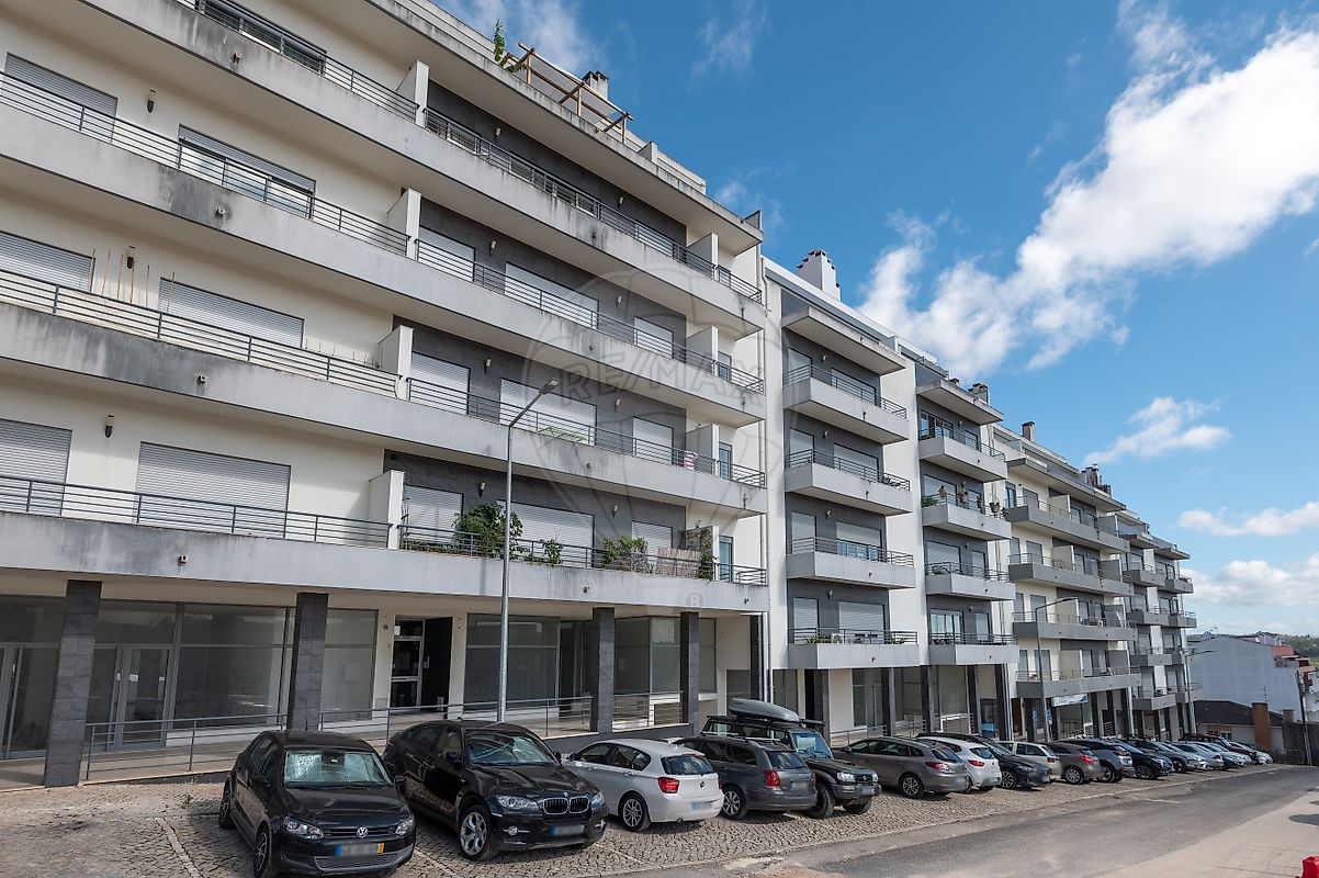 Apartamento T3 - Alcobaça e Vestiaria, Alcobaça, Leiria