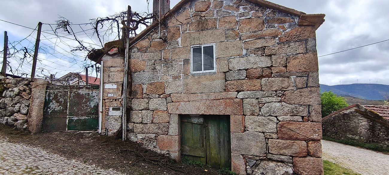 Moradia - Ruivães e Campos, Vieira do Minho, Braga