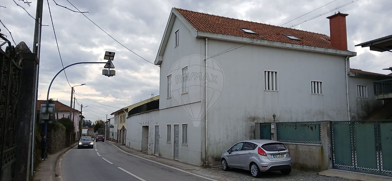 Moradia T4 à venda em Vila do Conde