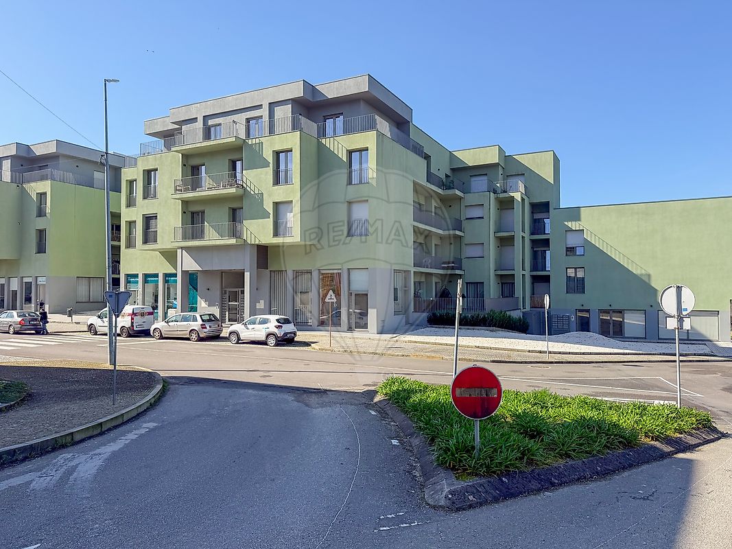 Apartamento - Sobrado e Bairros, Castelo de Paiva, Aveiro