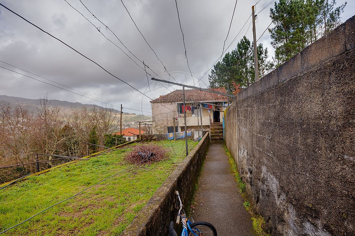Moradia - São Cristóvão de Nogueira, Cinfães, Viseu