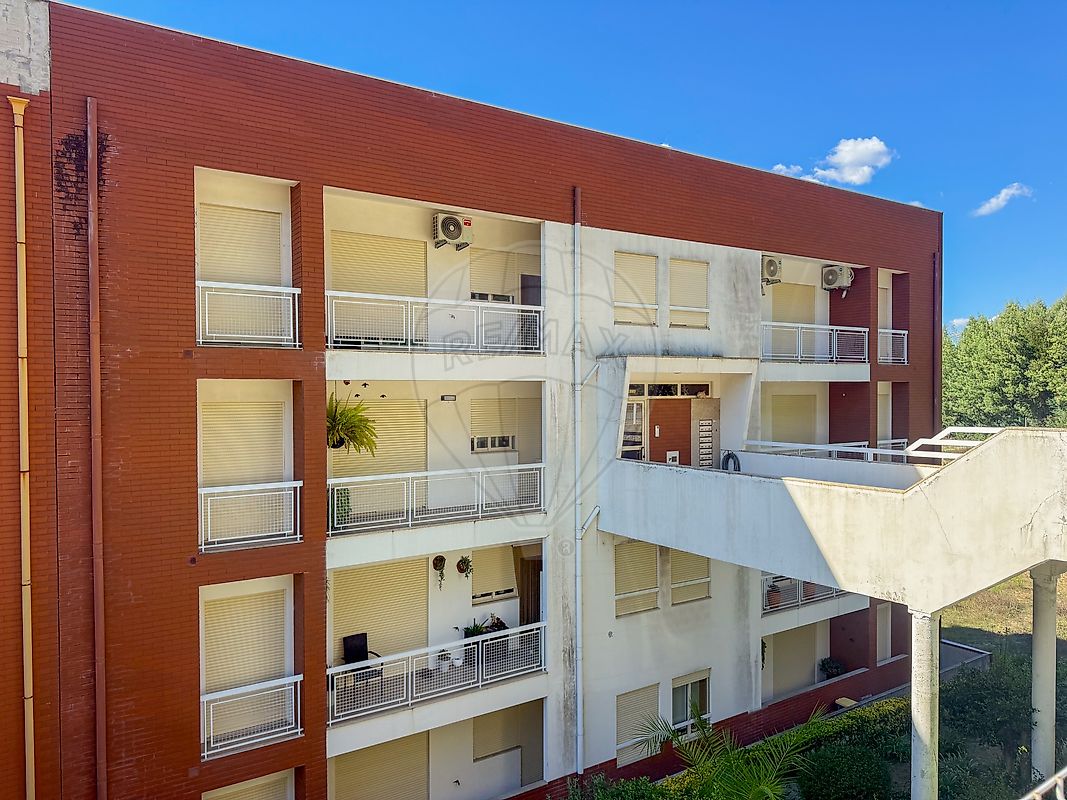 Apartamento T3 à venda em Castelo de Paiva