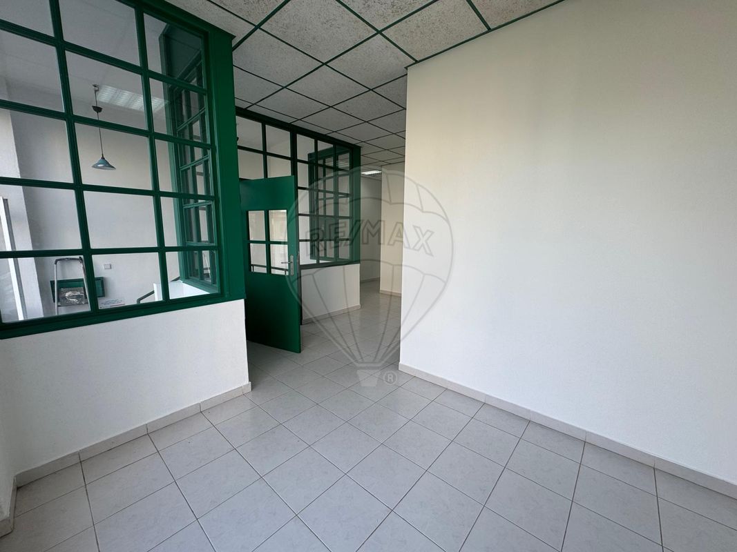 listing 127001011-1 picture-0