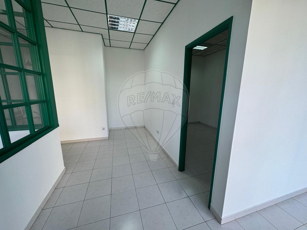 listing 127001011-1 picture-0