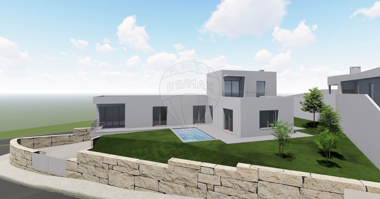 Moradia T4 para venda