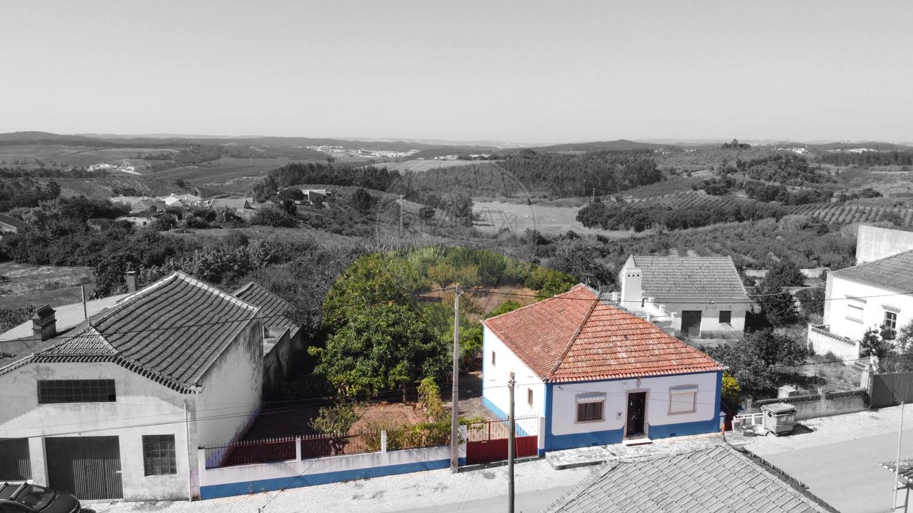 Moradia T4 para venda