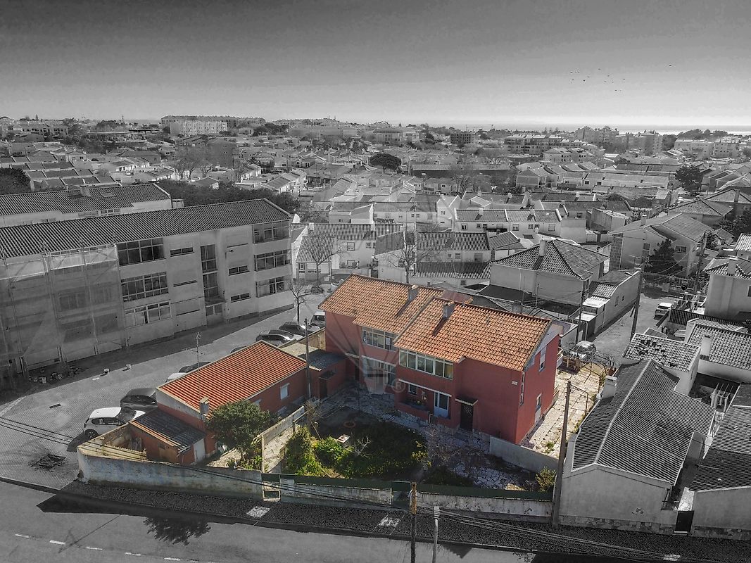Moradia T6+ à venda em Alcabideche, €995.000