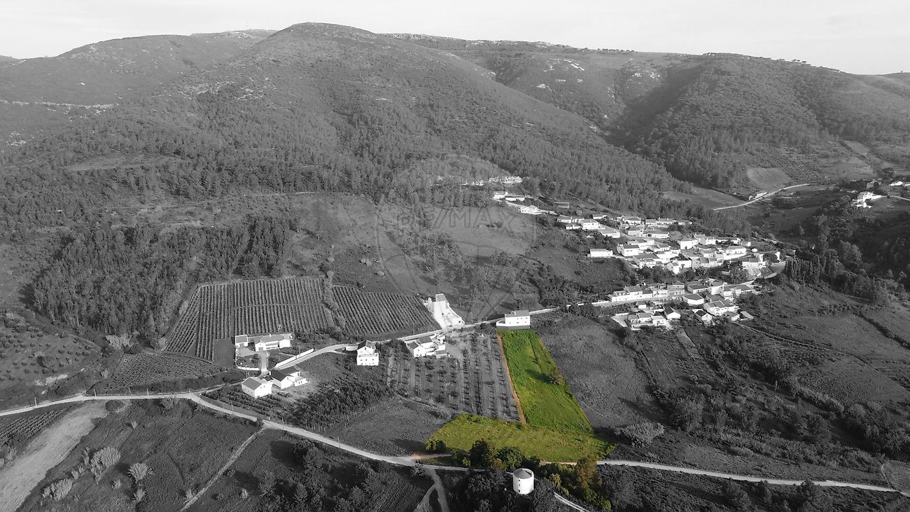 Terreno à venda em Cadaval