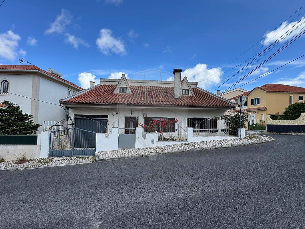 Moradia - Pontinha e Famões, Odivelas, Lisboa
