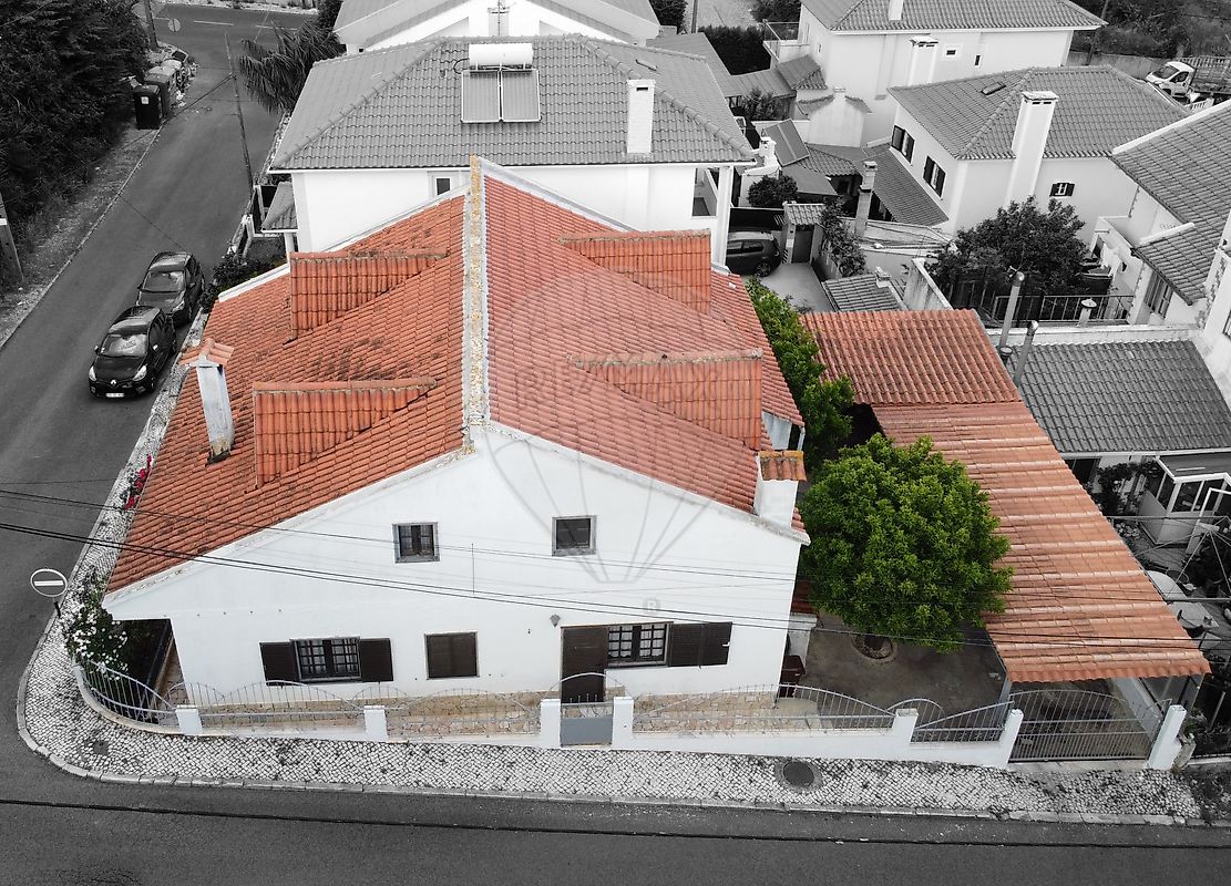 Moradia T3 à venda em Odivelas