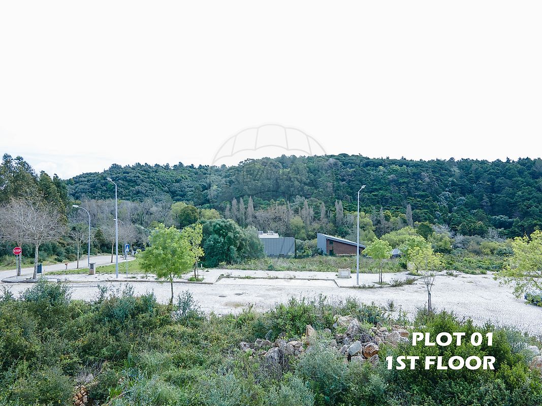 Terreno à venda em Sintra