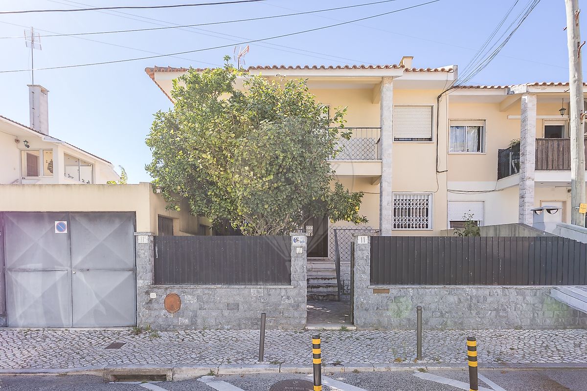 Apartamento T2 à venda em Oeiras