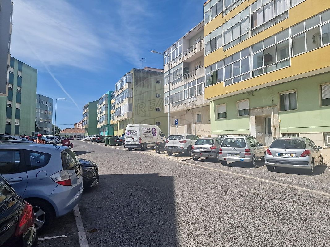 Apartamento T2 à venda em Sintra