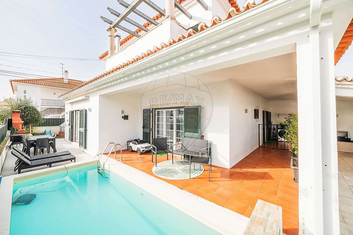 Moradia T4 à venda em Sintra