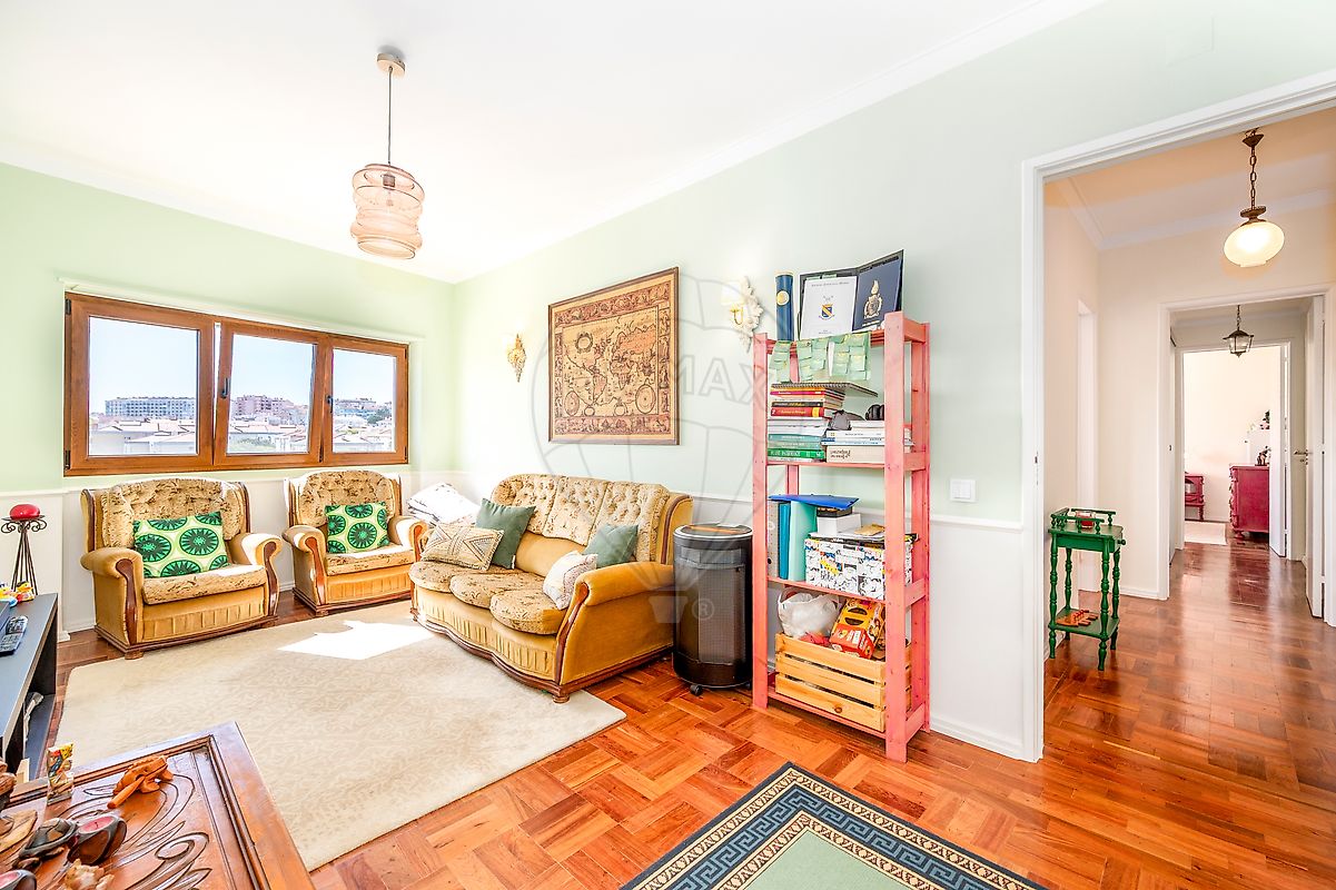 Apartamento T2 à venda em Sintra