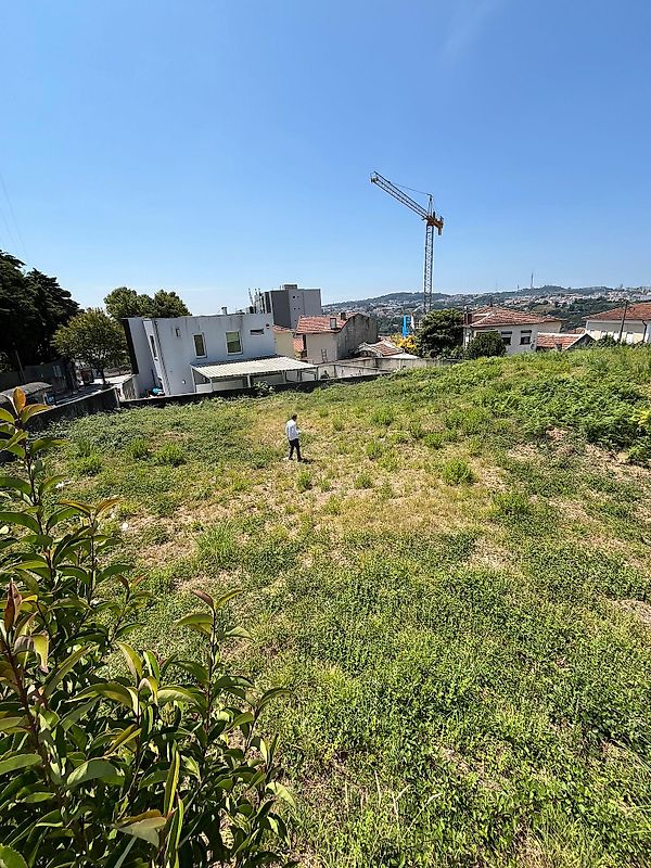 Land for sale in Gondomar, Portugal — €850,000