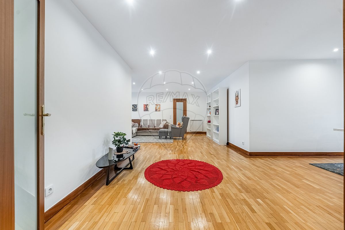 Apartamento T3 à venda em Braga