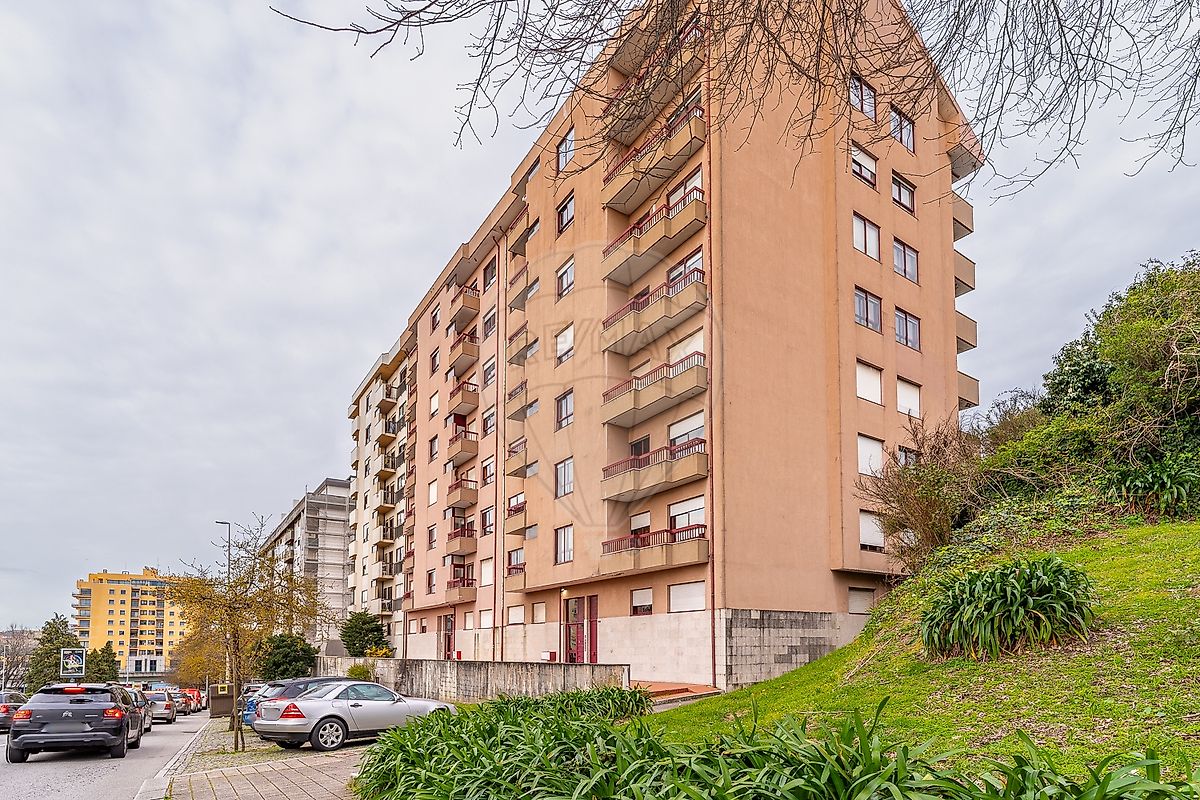 Apartamento T2 à venda em Porto