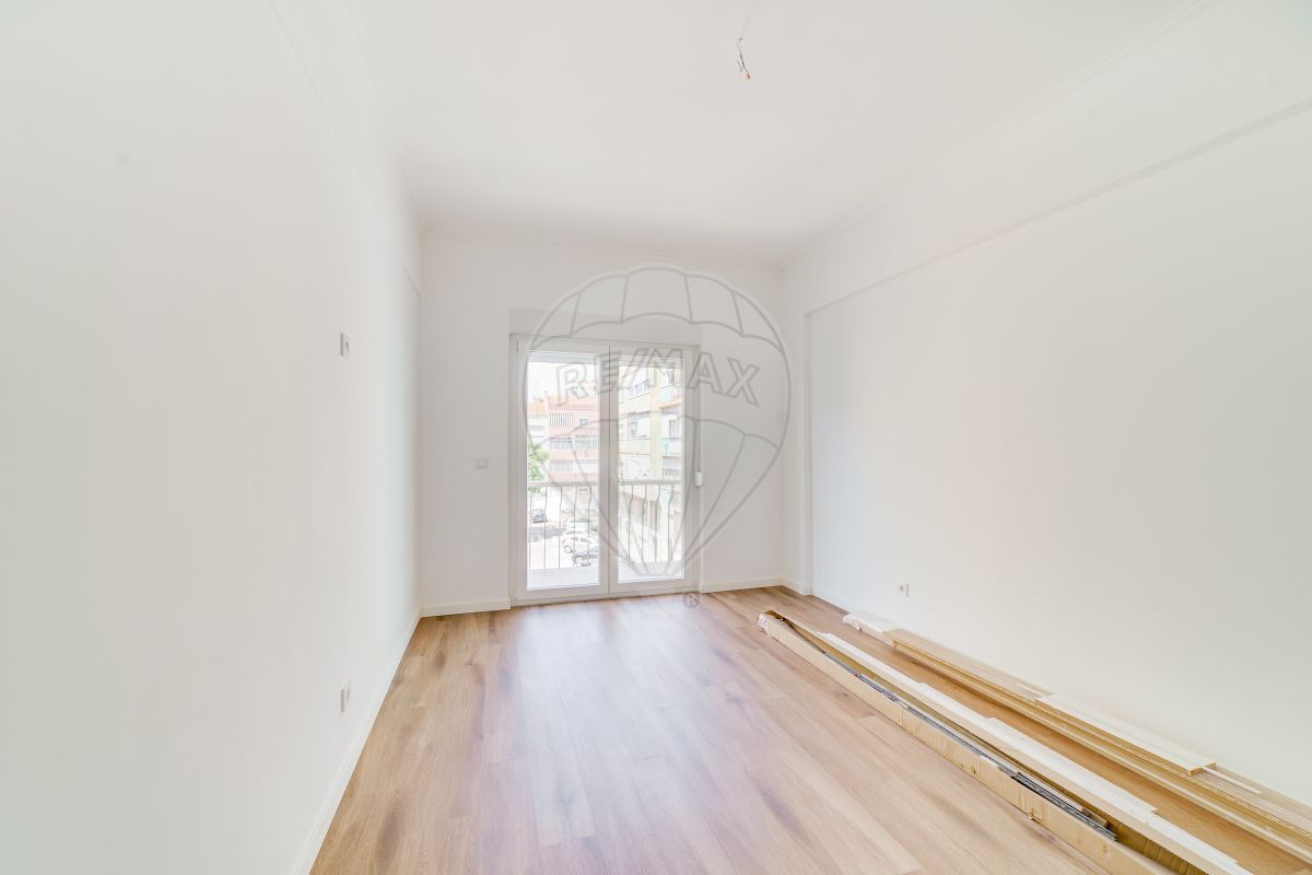 listing 127071004-8 picture-0