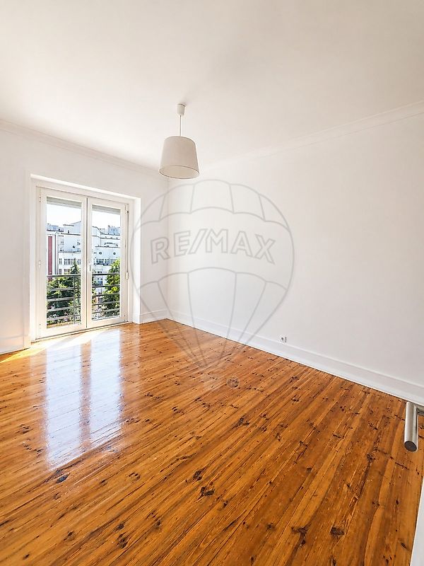 Apartamento T4 à venda em Lisboa