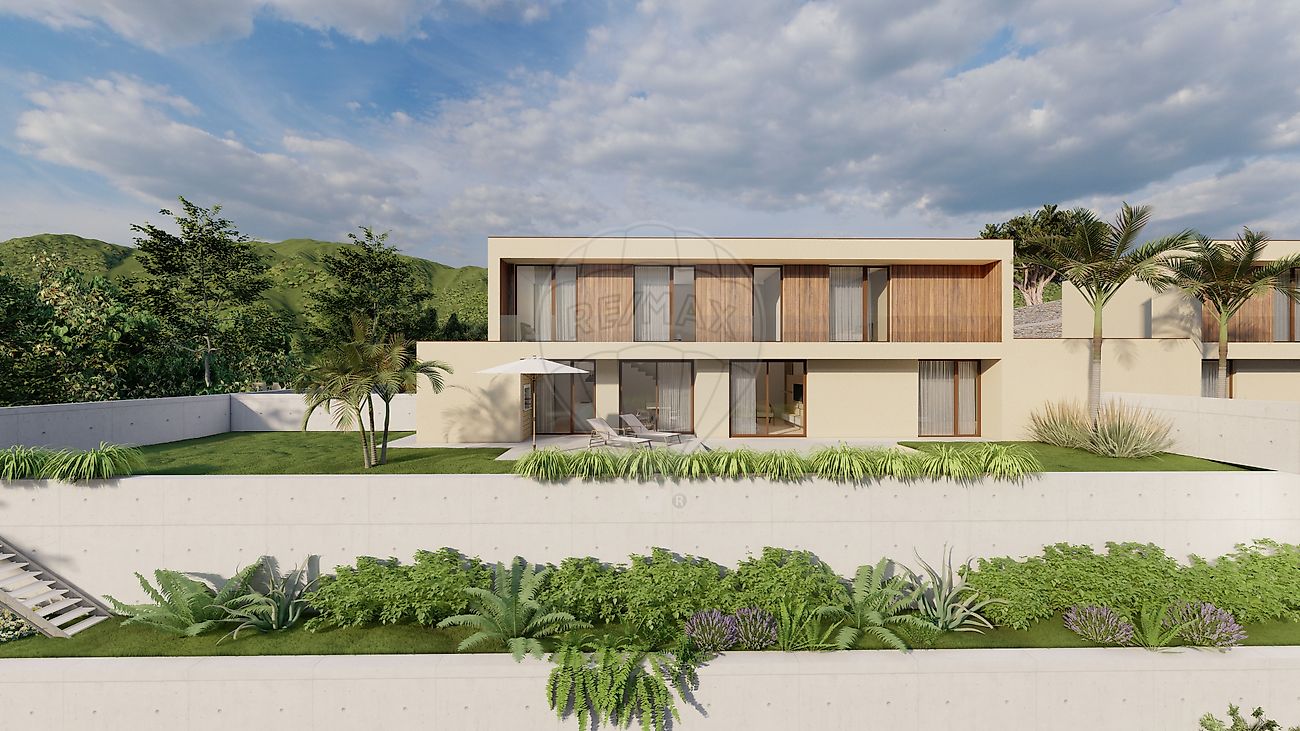Moradia T3 à venda em Amares