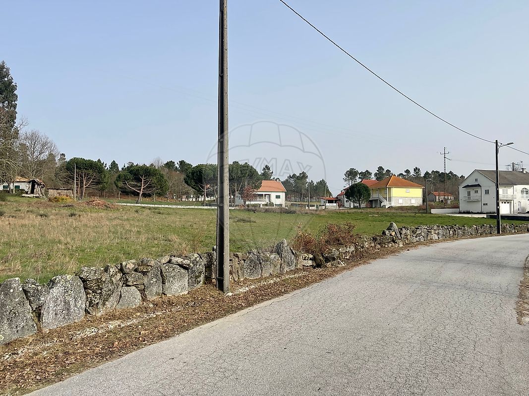 Terreno - Vila Nova de Paiva, Alhais e Fráguas, Vila Nova de Paiva, Viseu