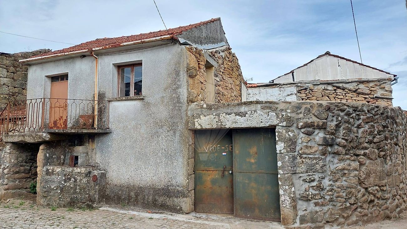 Apartamento T2 à venda em Vila Nova de Paiva