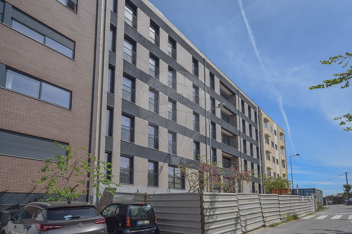 Apartamento T3 à venda em Maia