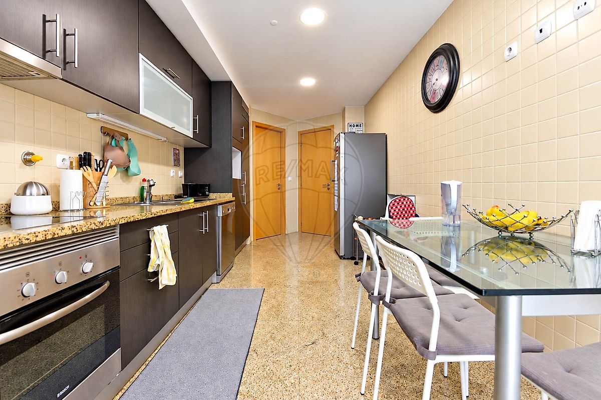 Apartamento T3 à venda em Lordelo do Ouro e Massarelos, Porto — foto 8