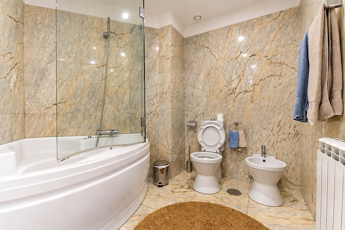 Apartamento T3 à venda em Lordelo do Ouro e Massarelos, Porto — foto 15