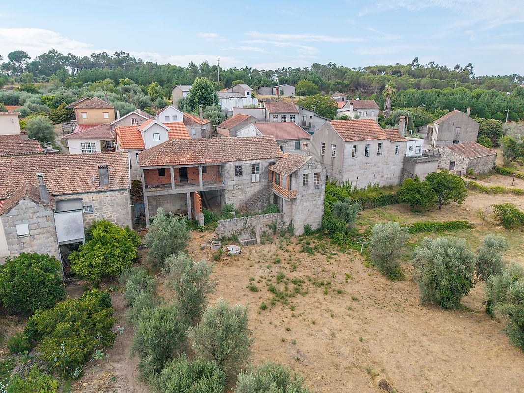 Moradia - Moimenta de Maceira Dão e Lobelhe do Mato, Mangualde, Viseu