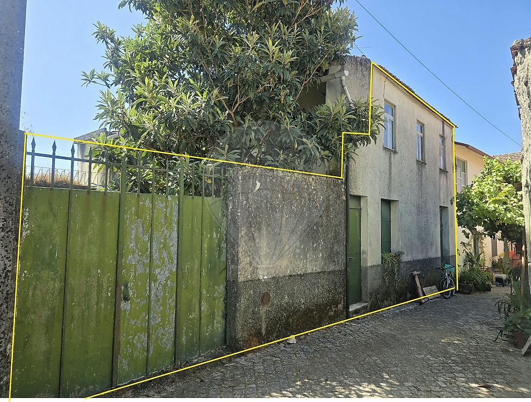 Moradia T3 - Santiago de Cassurrães e Póvoa de Cervães, Mangualde, Viseu