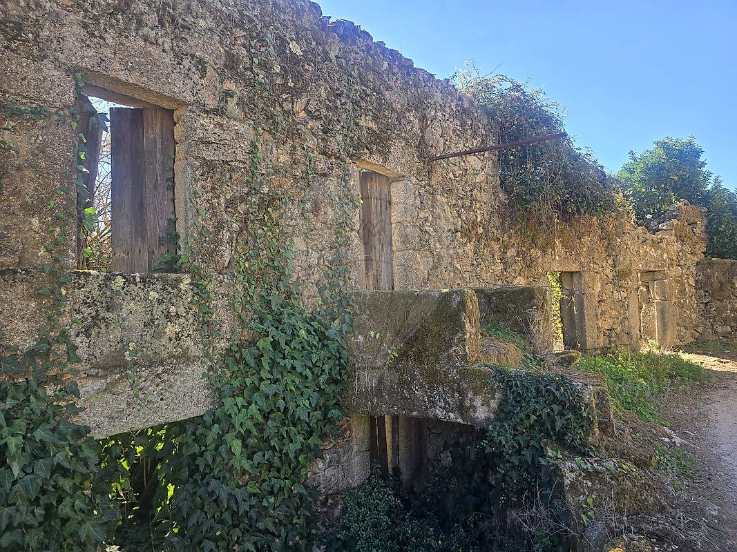 Moradia T0 - Santiago de Cassurrães e Póvoa de Cervães, Mangualde, Viseu