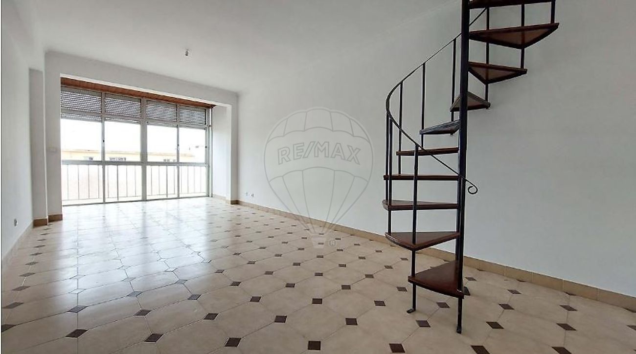Apartamento T2 à venda em Sintra