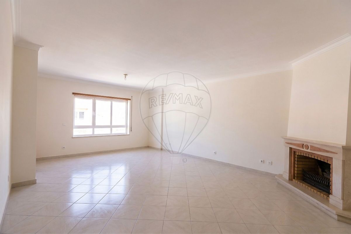 Apartamento T3 à venda em Sintra