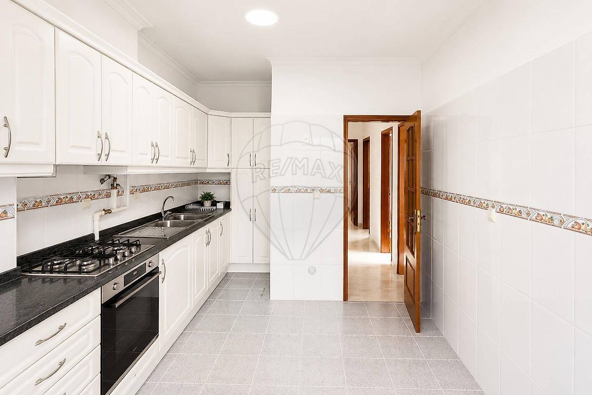 Apartamento T2 à venda em Sintra
