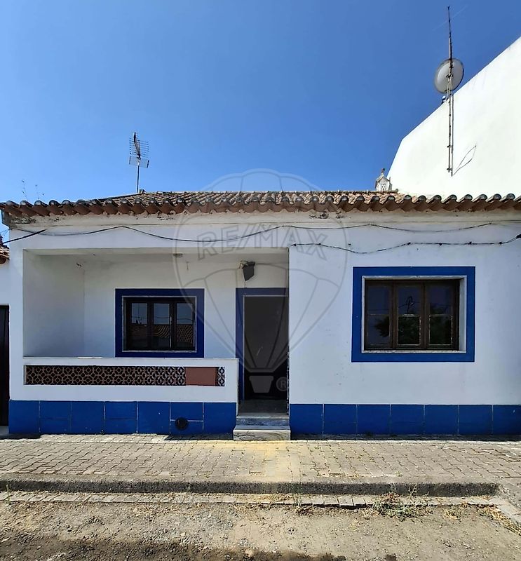 Moradia T2 para venda