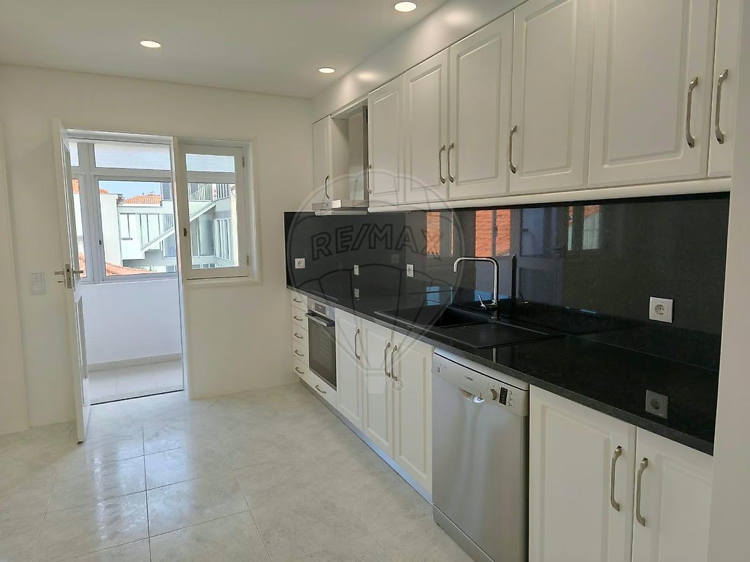 Apartamento T3 à venda em Viana do Castelo (Santa Maria Maior e Monserrate) e Meadela, Viana do Castelo — foto 3
