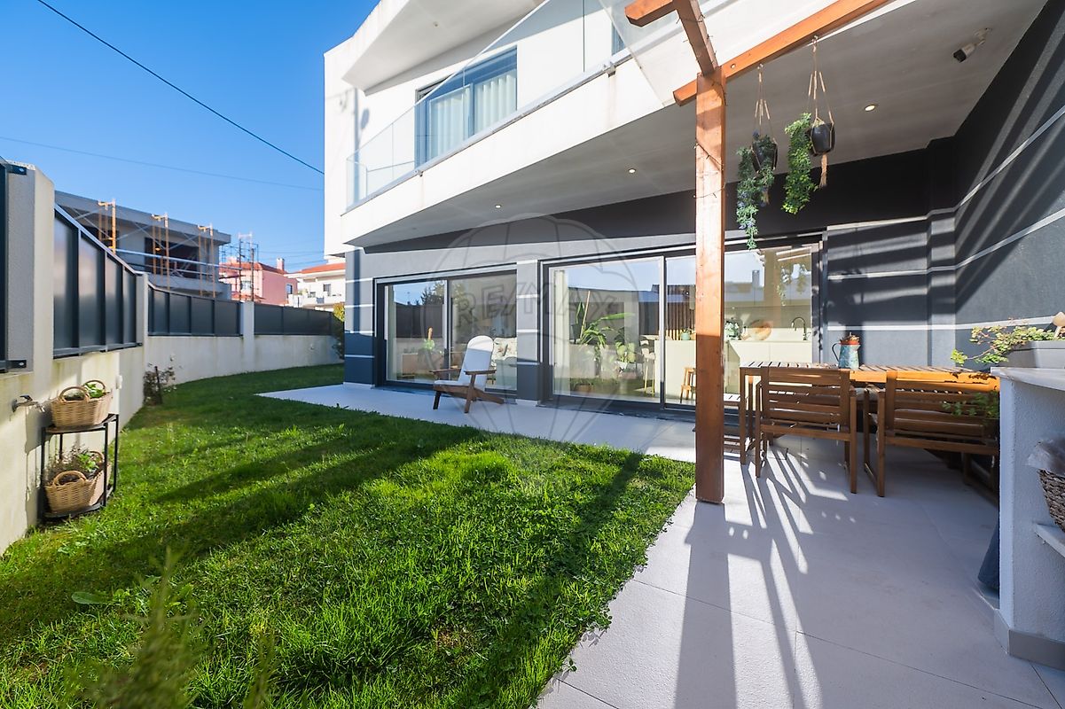 Moradia T3 à venda em Cascais