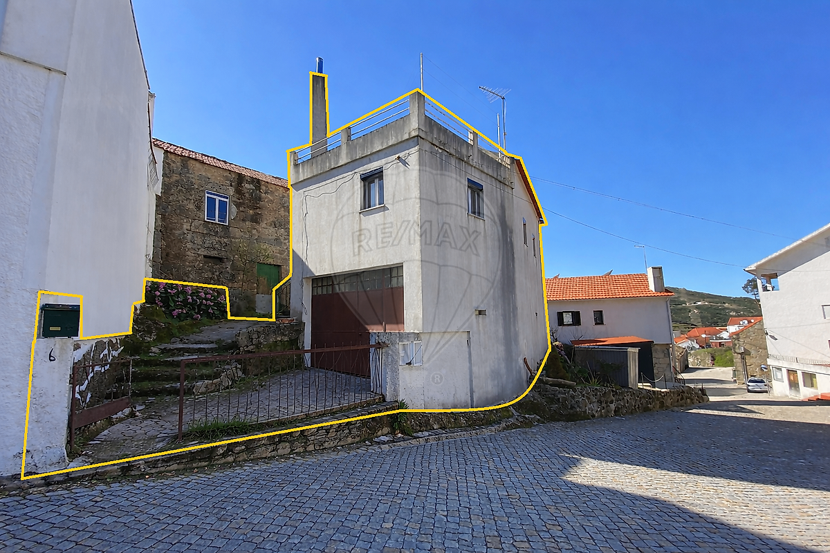 Moradia - Sabugueiro, Seia, Guarda