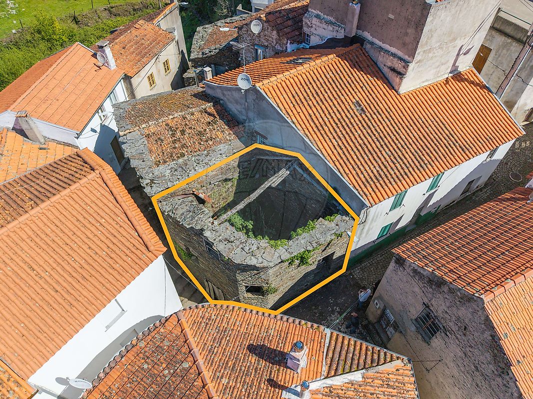Moradia - Sazes da Beira, Seia, Guarda