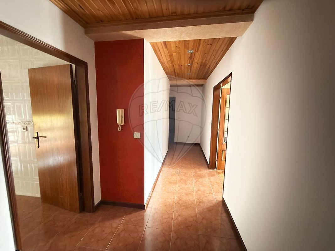 Apartamento - Seia, São Romão e Lapa dos Dinheiros, Seia, Guarda